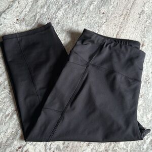 Avia Black Legging Capri’s